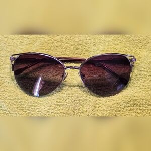 Versace Sunglasses with Silver Frame and Dark Lenses